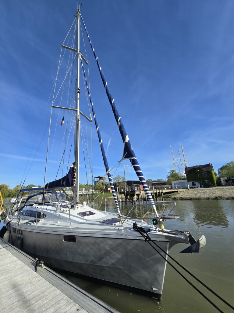 OR moored in Cordemais